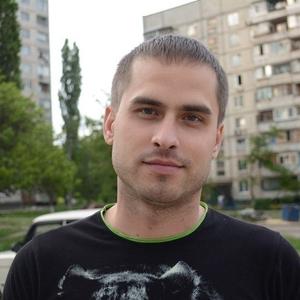 Олег, 38 лет, Псков
