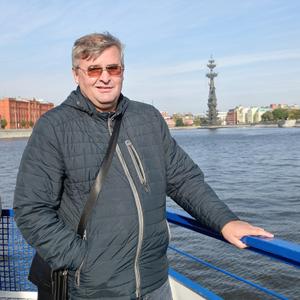 Виктор, 57 лет, Железногорск