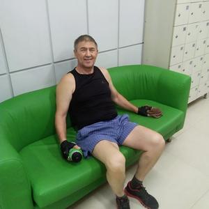 Парни в Волгограде: Сергей, 64 - ищет девушку из Волгограда