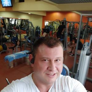 Парни в Гатчине: Владимир Гаврилов, 44 - ищет девушку из Гатчины