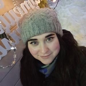 Девушки в Пскове: Валентина, 28 - ищет парня из Пскова