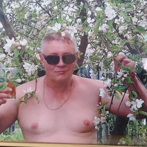 Парни в Бийске: Владимир, 52 - ищет девушку из Бийска