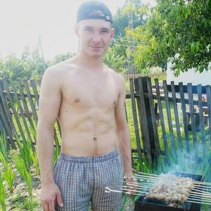 Олег, 26 лет, Новосибирск