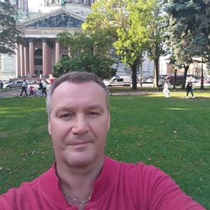 Михаил, 53 года, Санкт-Петербург