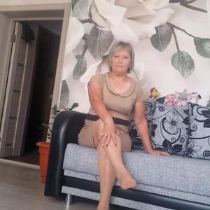 Девушки в Ульяновске: Людмила, 62 - ищет парня из Ульяновска