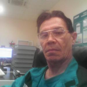 Олег, 55 лет, Тобольск