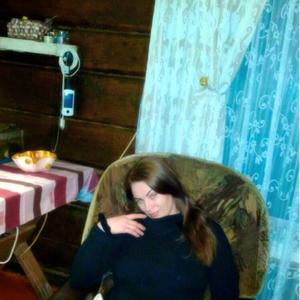 Девушки в Великий Новгороде: Ирина, 40 - ищет парня из Великий Новгорода