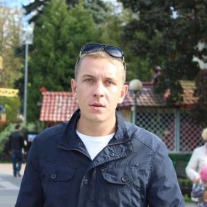 Парни в Череповце: Антон, 31 - ищет девушку из Череповца