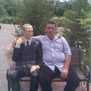 Парни в Новокузнецке: Евгений, 63 - ищет девушку из Новокузнецка