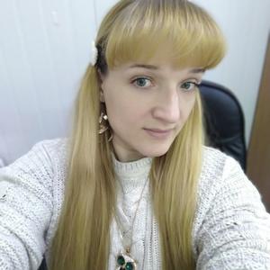 Девушки в Волковыск: Нина, 41 - ищет парня из Волковыск