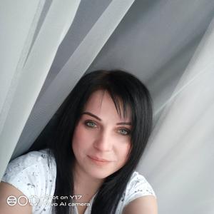 Девушки в Саранске: Лена, 37 - ищет парня из Саранска