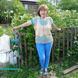 Девушки в Ижевске: Наталья, 57 - ищет парня из Ижевска