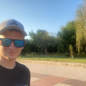 Парни в Улан-Удэ: Игорь, 23 - ищет девушку из Улан-Удэ