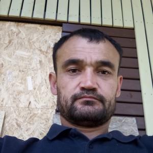 Парни в Смоленске: Nodir Mirzaeyv, 38 - ищет девушку из Смоленска