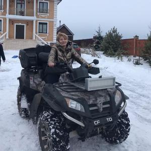 Девушки в Казани (Татарстан): Лилия, 47 - ищет парня из Казани (Татарстан)