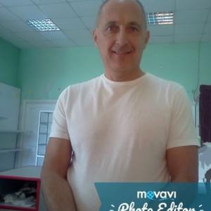Парни в Ульяновске: Михаил, 61 - ищет девушку из Ульяновска