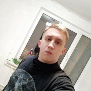 Парни в Ижевске: Рустам, 27 - ищет девушку из Ижевска
