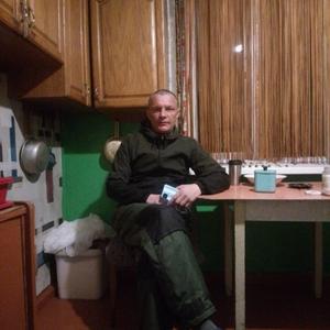 Парни в Елизово: Виталя, 43 - ищет девушку из Елизово