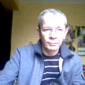 Парни в Ижевске: Алексей, 59 - ищет девушку из Ижевска