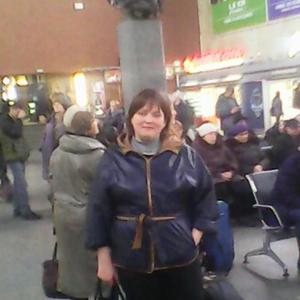 Девушки в Бежецке: Наталья, 41 - ищет парня из Бежецка