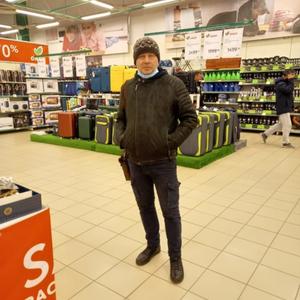 Олег, 44 года, Омск