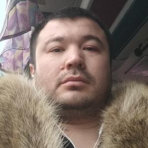 Парни в Череповце: Нурлан, 31 - ищет девушку из Череповца