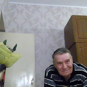 Парни в Казани (Татарстан): Рауф, 81 - ищет девушку из Казани (Татарстан)