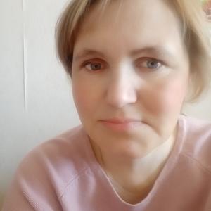 Девушки в Екатеринбурге: Марина, 46 - ищет парня из Екатеринбурга