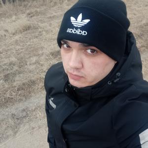 Парни в Чернышевске: Макс, 23 - ищет девушку из Чернышевска