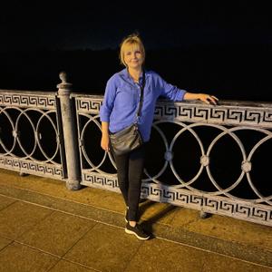 Людмила, 42 года, Астрахань