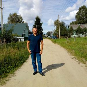 Парни в Череповце: Сергей, 51 - ищет девушку из Череповца