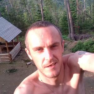 Парни в Южно-Сахалинске: Антон, 36 - ищет девушку из Южно-Сахалинска