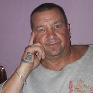 Парни в Череповце: Юрий, 66 - ищет девушку из Череповца