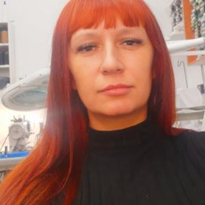 Девушки в Новокузнецке: Эля, 43 - ищет парня из Новокузнецка