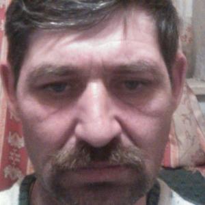 Парни в Якутске: Михаил, 51 - ищет девушку из Якутска