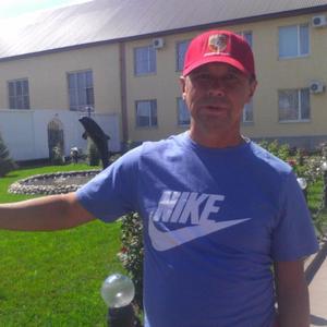Парни в Копейске: Ильдар Ильгузин, 61 - ищет девушку из Копейска