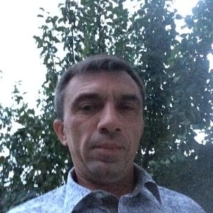 Парни в Саратове: Виталий, 47 - ищет девушку из Саратова