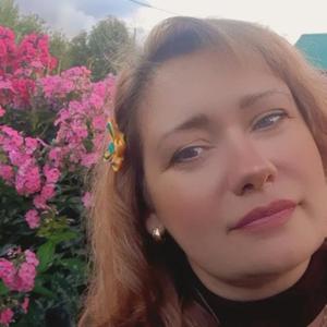 Девушки в Сыктывкаре: Ирина, 44 - ищет парня из Сыктывкара