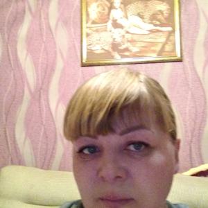 Девушки в Нижневартовске: Анастасия, 42 - ищет парня из Нижневартовска
