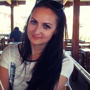 Девушки в Ижевске: Ksenia, 38 - ищет парня из Ижевска