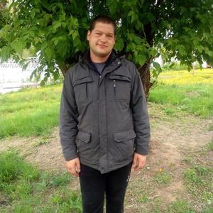 Парни в Волжске: Максим, 32 - ищет девушку из Волжска