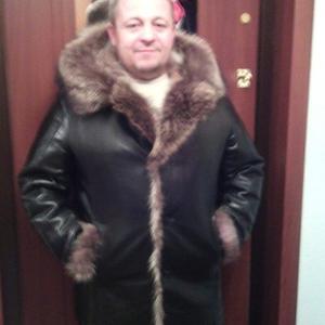 Парни в Губкинский: Sasha, 54 - ищет девушку из Губкинский