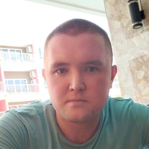 Парни в Ижевске: Андрей, 31 - ищет девушку из Ижевска