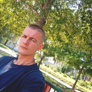 Парни в Лепеле: Санёк, 36 - ищет девушку из Лепеля
