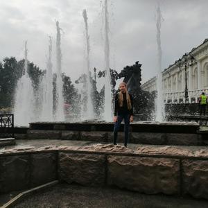 Девушки в Петрозаводске: Юлия, 19 - ищет парня из Петрозаводска