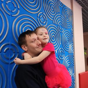 Парни в Арсеньеве: Максим, 34 - ищет девушку из Арсеньева