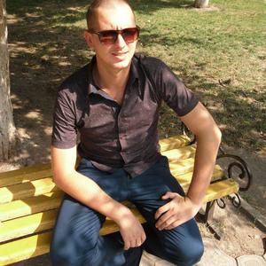 Парни в Батайске: Дмитрий, 29 - ищет девушку из Батайска