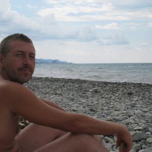 Михаил, 56 лет, Астрахань