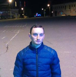 Парни в Угличе: Игорь, 28 - ищет девушку из Углича