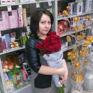 Девушки в Новозыбкове: Анна, 45 - ищет парня из Новозыбкова